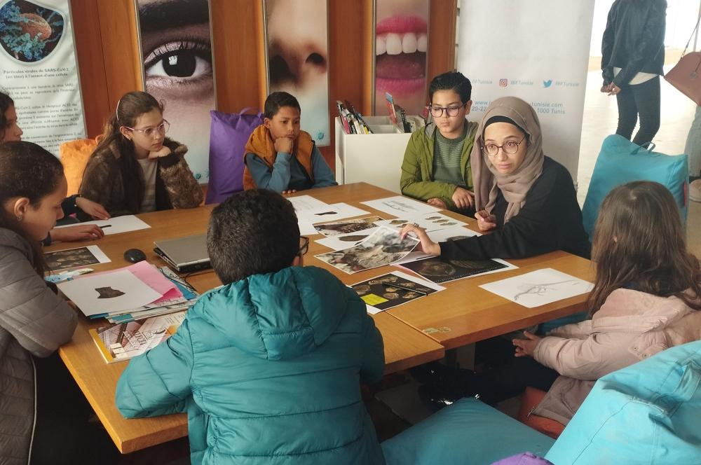 Arts and Sciences workshop winter camp 2023 with Bochra Taboubi, March 2023 at L'Art Rue.