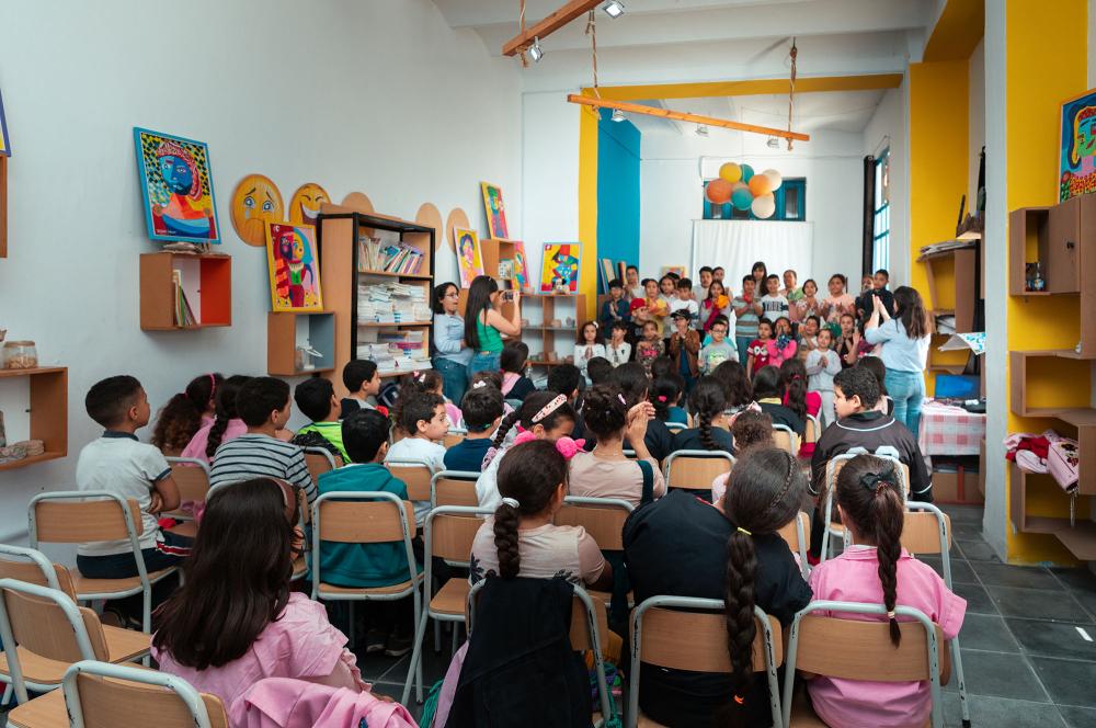 Show from the early-learning music workshop run by Iqadh with children from Bab Souika school - Tunis medina, June 2023