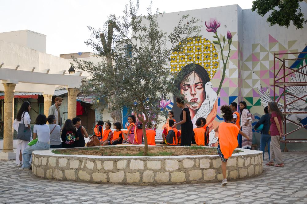Création d'une fresque urbaine à la Kherba, Festival Dream City.
