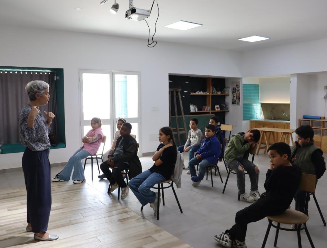 Atelier cinéma par Sentiers-Massarib avec les enfants de l'école primaire publique de la rue el Marr - médina de Tunis, 2020-2024