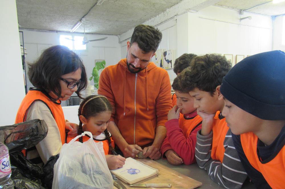 Sāni` صَانِع with Mehdi Kriaa, ceramic workshop for children, March 2022