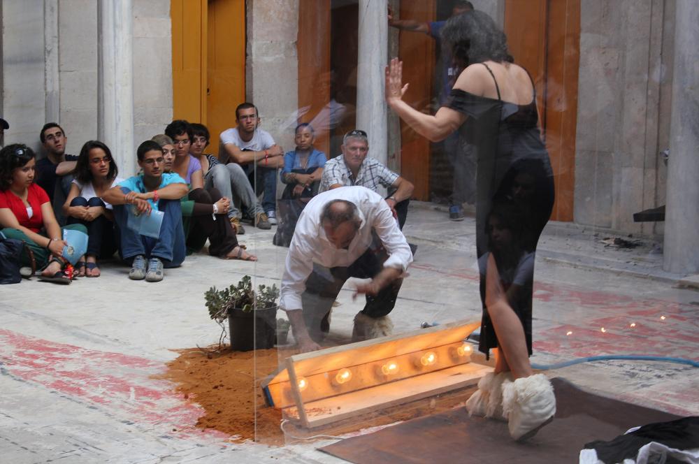 La voix des gens du Théâtre Phou, Création, Dream City 2012, Tunis.