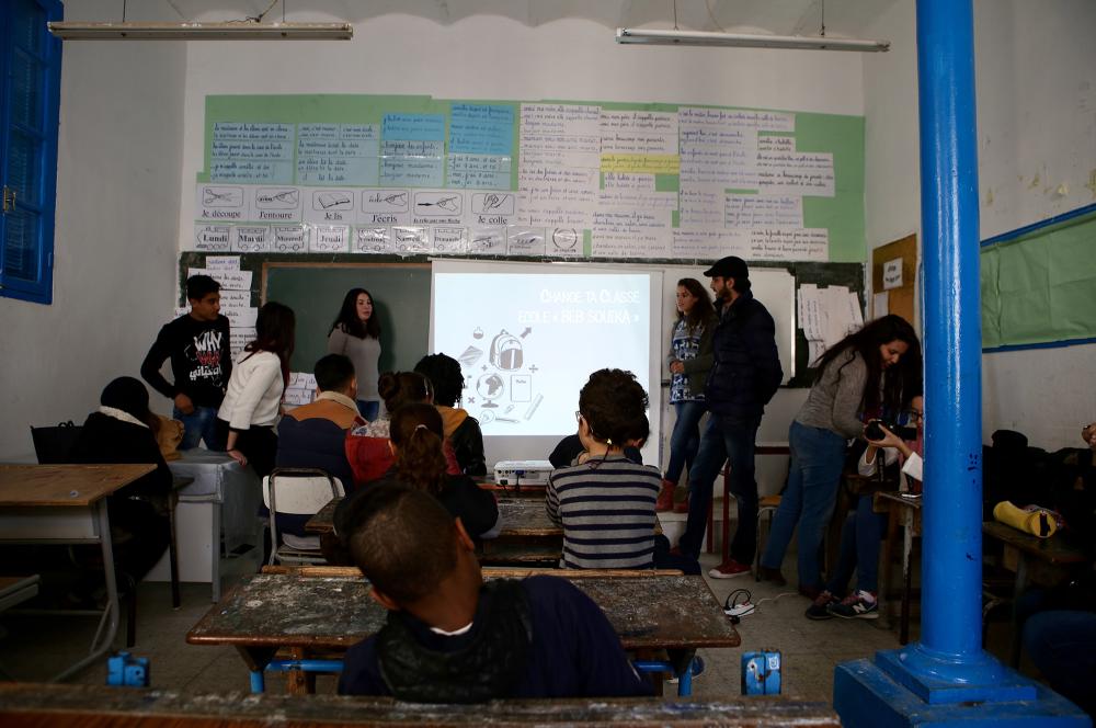 "Change your Classroom" at Bab Souika public primary school - Medina, Tunis 2016-2017