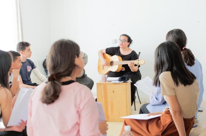 Atelier de pratique vocale et percussion