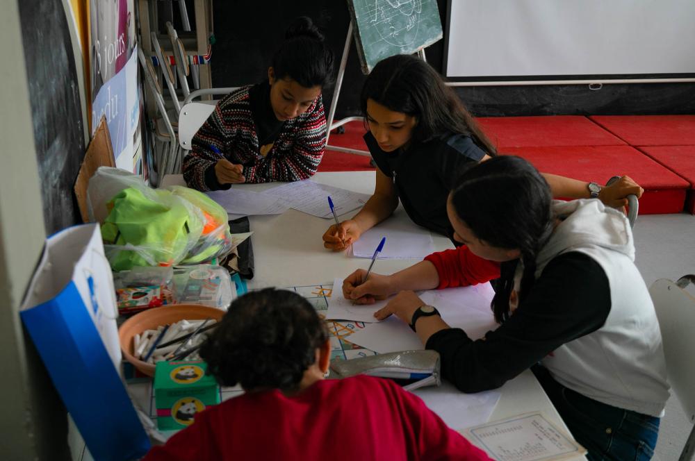 Writing workshop with Dhia Bousselmi in the public primary school Hafsia (Tunis), school year 2021-2022