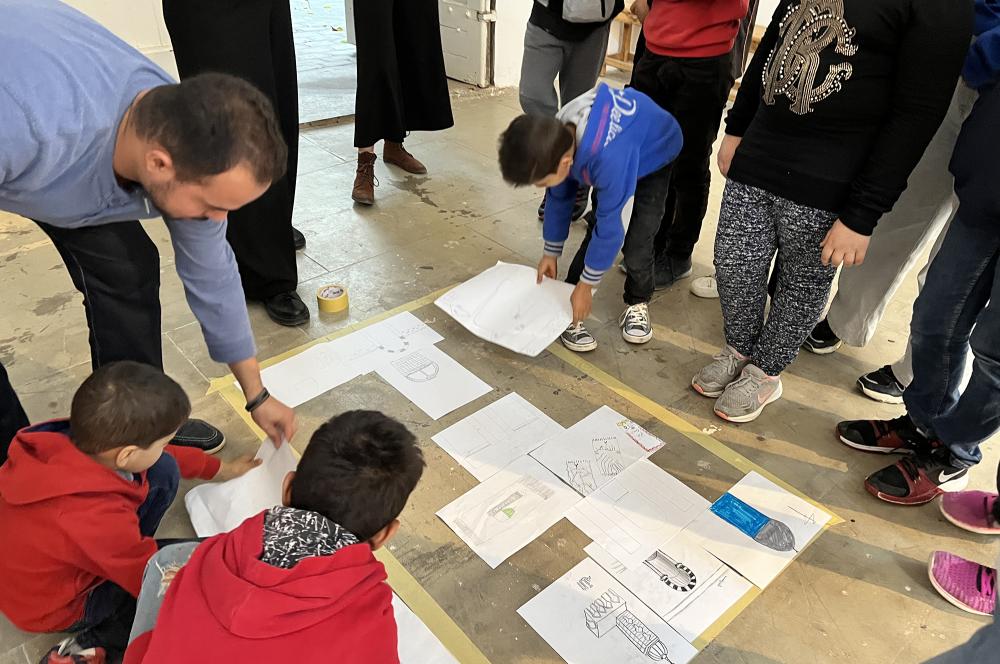 Introduction to architecture workshop for children at L'Art Rue with Lilia Ben Romdhane, November 2022.