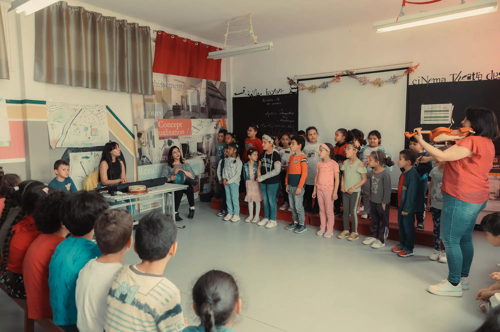 Sortie de l'atelier d'éveil musical par Iqadh avec les enfants de l'école de la Hafsia- médina de Tunis, juin 2023